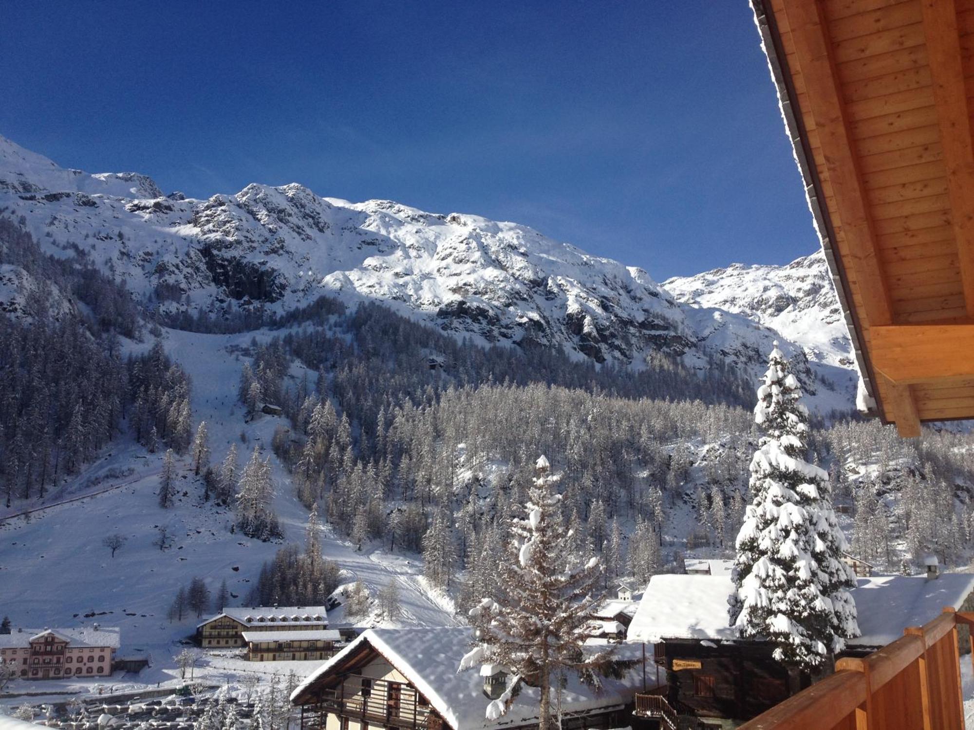 Hotel De Gletscher Gressoney-la-Trinité Buitenkant foto