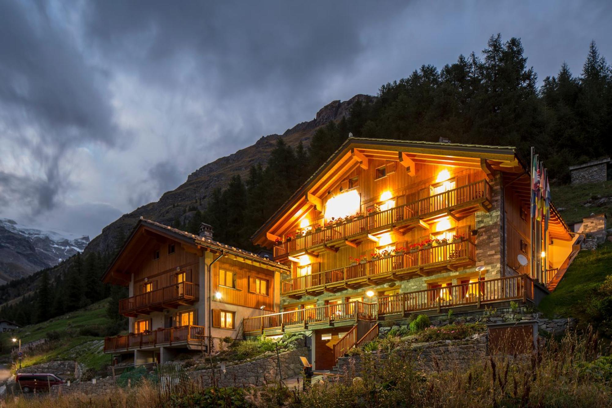 Hotel De Gletscher Gressoney-la-Trinité Buitenkant foto